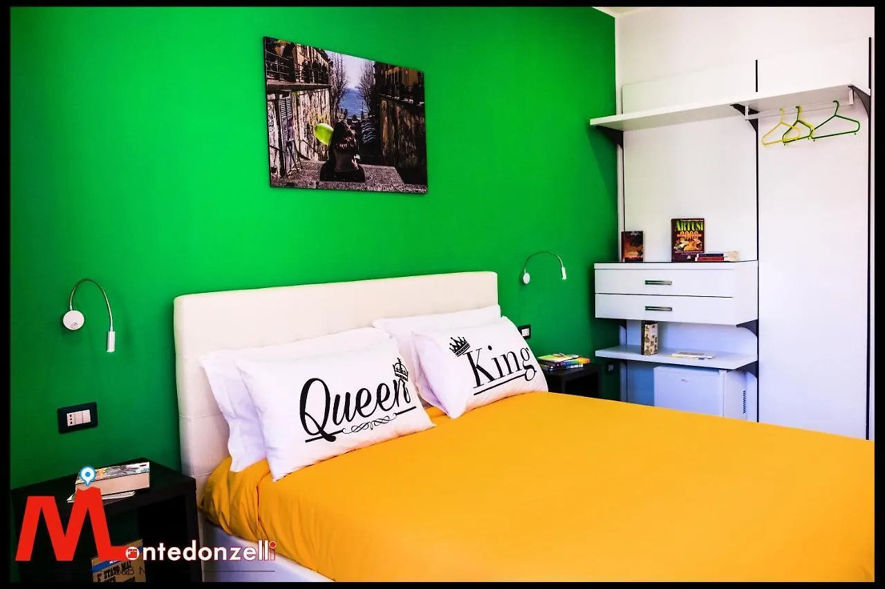 Montedonzelli B&B Naples 2*,