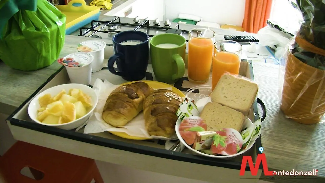 Montedonzelli B&B Naples 2*,